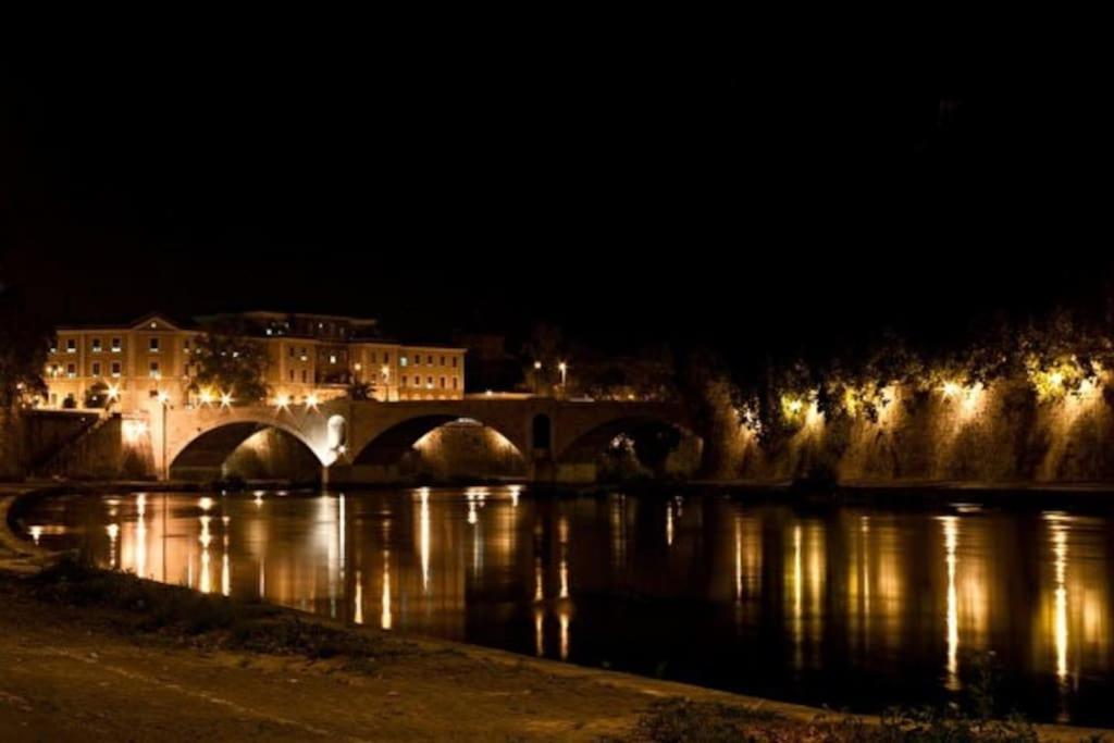 Holiday Home In Trastevere Rome Bagian luar foto
