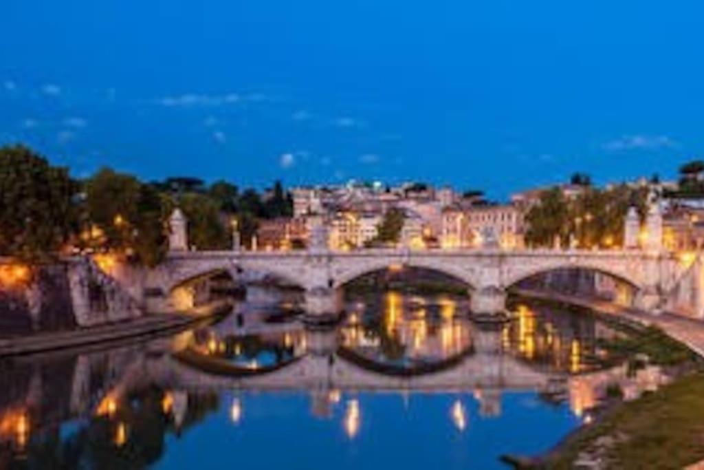 Holiday Home In Trastevere Rome Bagian luar foto