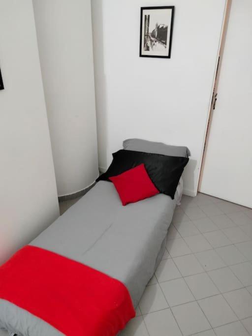 Holiday Home In Trastevere Rome Bagian luar foto